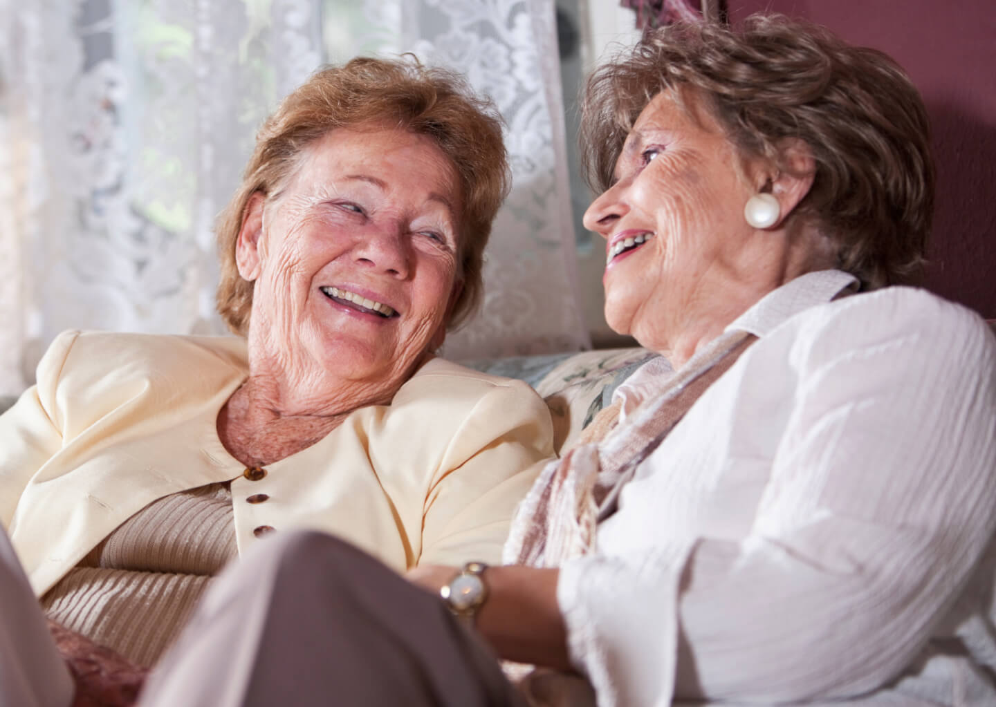 Building Relationships in Retirement: 4 Benefits of Having a Roommate