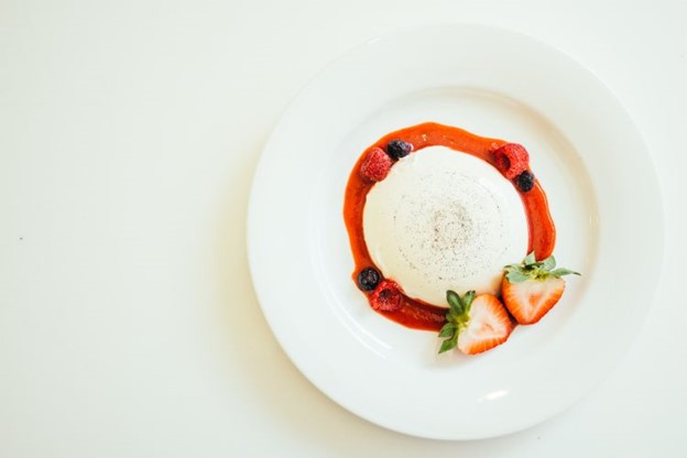 4 Blood-Sugar Friendly, No Bake Treats for Your Next Holiday Gathering